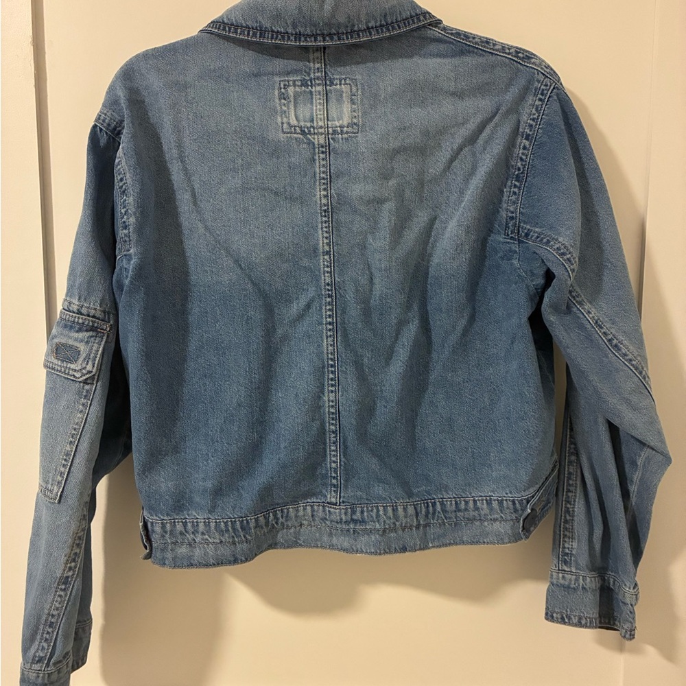 American Eagle Outfitters Light Blue Denim Jacket - Casual Jean Jacket - Picture 4 of 4